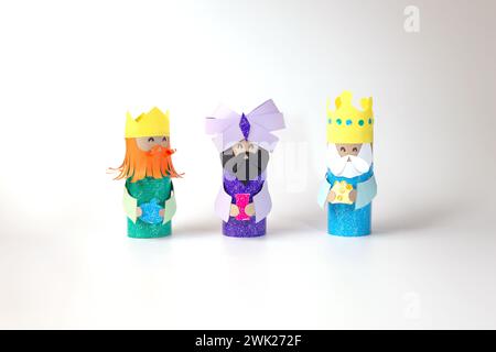 three figurines of three wise men, paper craft, Cardboard Tube Three ...