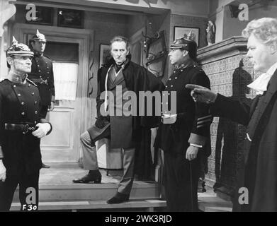 PETER MADDEN, PETER CUSHING and THORLEY WALTERS in a scene from FRANKENSTEIN CREATED WOMAN 1967 Director TERENCE FISHER Writer ANTHONY HINDS Costume Design ROSEMARY BURROWS and LARRY STEWART Music JAMES BERNARD A Hammer Film Production / Warner-Pathe Stock Photo