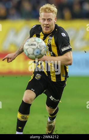 Arnhem, Netherlands. 18th Feb, 2024. ARNHEM, NETHERLANDS - FEBRUARY 18: Mexx Meerdink of Vitesse during the Dutch Eredivisie match between Vitesse and FC Volendam at Stadion Gelredome on February 18, 2024 in Arnhem, Netherlands. (Photo by Ben Gal/Orange Pictures) Credit: Orange Pics BV/Alamy Live News Stock Photo