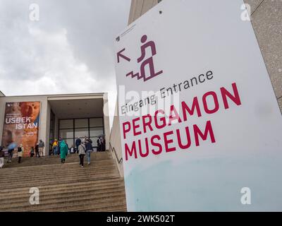 The steps leading to the Pergamon Museum (James Simon Gallery/James-Simon-Galerie), Berlin, Germany. Stock Photo