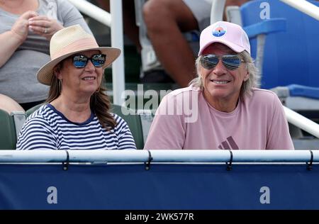 Delray Beach, FL, USA. 17th Feb, 2024. Singer Jon Bon Jovi and wife Dorothea Hurley seen at the Delray Beach Open at the Delray Beach Tennis Center on February 17, 2024. People: Jon Bon Jovi, Dorothea Hurley Credit: Hoo Me/Media Punch/Alamy Live News Stock Photo