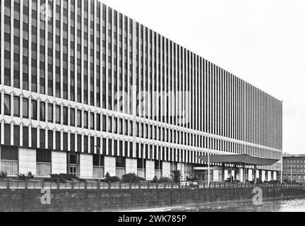The former Ministry of Foreign Affairs of the GDR in May 1991, Mitte district, Berlin, Germany Stock Photo