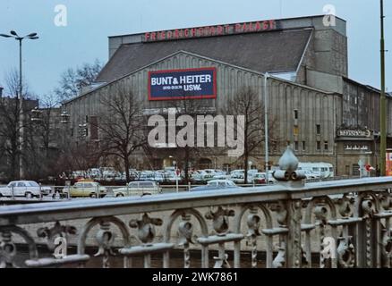 The old Friedrichstadt-Palast at the end of 1976, Am Zirkus 1, Mitte district, Berlin, German Democratic Republic Stock Photo