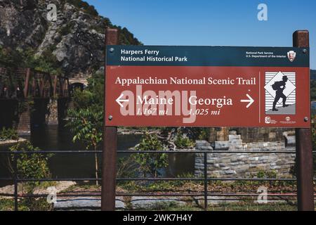 Road sign indicating right and left directions on the side of the road: Harper's Ferry, West Virginia Stock Photo