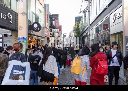 Harajuku ward in Tokyo, shoppers in Takeshita dori shopping street, Tokyo,Japan,2023 Stock Photo