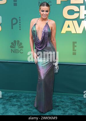 SANTA MONICA, LOS ANGELES, CALIFORNIA, USA - FEBRUARY 18: Carmen Electra arrives at the 49th Annual People's Choice Awards 2024 held at The Barker Hangar on February 18, 2024 in Santa Monica, Los Angeles, California, United States. (Photo by Xavier Collin/Image Press Agency) Stock Photo