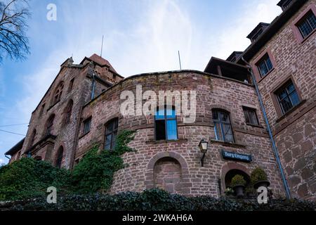 Berwartstein Castle (German: Burg Berwartstein) is a castle in the Wasgau, the southern part of the Palatinate Forest in the state Rhineland-Palatinat Stock Photo