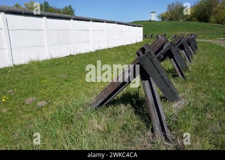 Hoetensleben border memorial, former GDR border fortifications in Hoetensleben, today the state border between Saxony-Anhalt and Lower Saxony, 22 Stock Photo