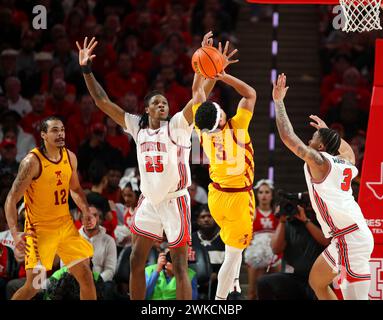 February 19, 2024: Houston forward Joseph Tugler (25) blocks a shot by Iowa State guard Tamin Lipsey (3) during a Big 12 college basketball game on February 19, 2024. Houston won, 73-65. (Credit Image: © Scott Coleman/ZUMA Press Wire) EDITORIAL USAGE ONLY! Not for Commercial USAGE! Stock Photo