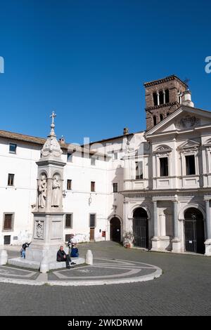 Italy, Roma, 2022-04-16. Tourism through the city of Rome, the Italian capital, with its monuments and archaeological sites. Italie, Rome, le 2022-04- Stock Photo