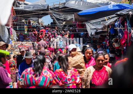 mercado tradicional, Chichicastenango, Quiché, Guatemala, America Central. Stock Photo