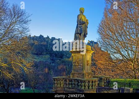 UK, Scotland, Allan Ramsay Monument and Edinburgh Castle Stock Photo