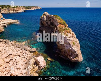 Es Pontas, arco natural de roca, Santanyí, Mallorca, balearic islands, spain, europe. Stock Photo
