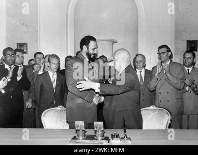 Nikita Khrushchev and Fidel Castro in Moscow, 1963. Museum: PRIVATE COLLECTION. Author: ANONYMOUS. Stock Photo