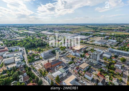 Die bayerische Kreisstadt Dillingen an der Donau im Luftbild Ausblick auf Dillingen im Donautal in Nordschwaben Dillingen Bayern Deutschland *** Aeria Stock Photo