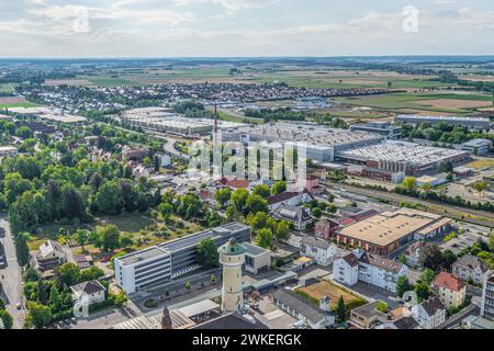 Die bayerische Kreisstadt Dillingen an der Donau im Luftbild Ausblick auf Dillingen im Donautal in Nordschwaben Dillingen Bayern Deutschland *** Aeria Stock Photo