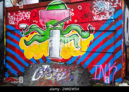 Some very striking images of the superb graffati at the Reykjavik ...