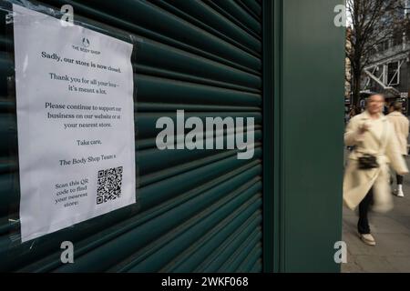 London, UK.  20 February 2024.  Signage notifying immediate closure of the branch of Body Shop on Oxford Street.  The company entered administration last week and administrators have announced that nearly half of its 198 UK shops will close as well as the loss of 270 jobs at head office.  Stores closing immediately are Surrey Quays London, Oxford Street London, Canary Wharf London, Cheapside London, Nuneaton, Ashford town centre Kent and Queens Road Bristol.  Credit: Stephen Chung / Alamy Live News Stock Photo