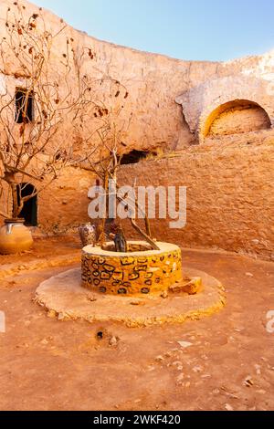 Typical Berber underground cave house.  Matmata, Tunisia, Africa Stock Photo