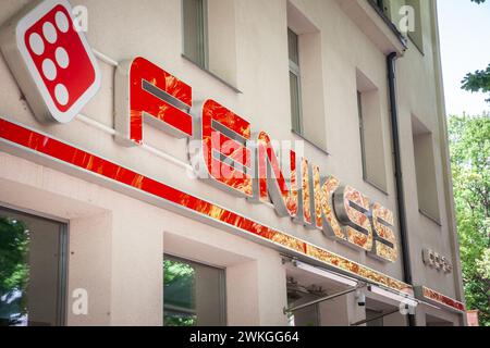 https://fenikss.org/