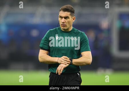 Milan, Italy. 20th Feb, 2024. Referee Istvan Kovacs in the UEFA Champions League Round of 16 first leg game between Inter Milan and Atletico Madrid on Tuesday February 20th 2024 at Stadio Giuseppe Meazza, Italy Credit: Mickael Chavet/Alamy Live News Stock Photo