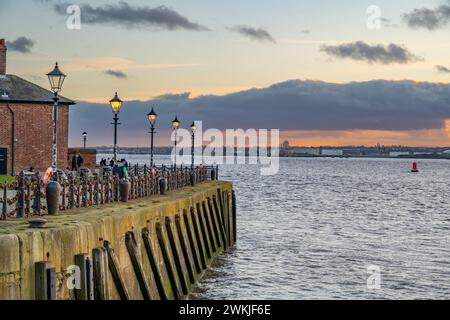 The waterfront at Liverpool Maritime Museum Royal Albert Dock, Liverpool L3 4AQ Stock Photo