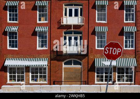 Abingdon, Virginia, USA - January 21, 2024: close up of an old brick building near railroad tracks. Stock Photo