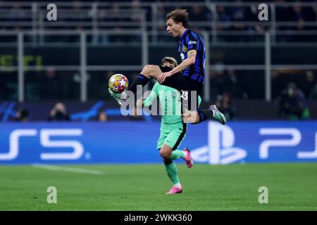 Milano, Italy. 20th Feb, 2024. Nicolo Barella of Fc Internazionale in action during the Uefa Champions League round of 16 first leg match beetween Fc Internazionale and Club Atletico de Madrid at Stadio Giuseppe Meazza on February 20, 2024 in Milan, Italy . Credit: Marco Canoniero/Alamy Live News Stock Photo