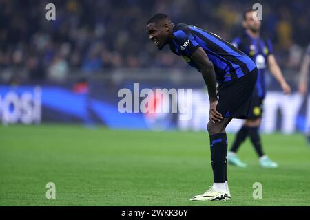 Milano, Italy. 20th Feb, 2024. Marcus Thuram of Fc Internazionale injured during the Uefa Champions League round of 16 first leg match beetween Fc Internazionale and Club Atletico de Madrid at Stadio Giuseppe Meazza on February 20, 2024 in Milan, Italy . Credit: Marco Canoniero/Alamy Live News Stock Photo
