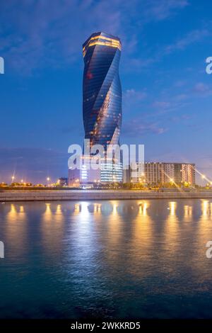 Beautiful view of United building and Wyndham Grand Manama hotel Stock Photo