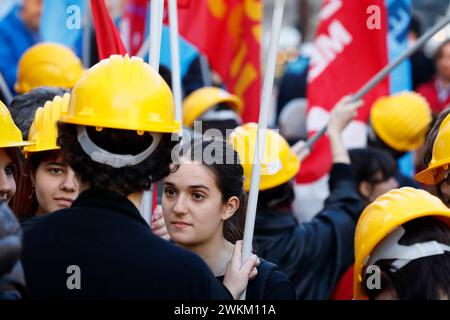 Roma, Italia. 21st Feb, 2024. Foto Cecilia Fabiano/LaPresse 21 Febbraio 2024 Roma, Italia - Cronaca - Manifestazione di CGIL e UIL per la sicurezza sul lavoro dopo il crollo di Firenze Nella foto: la manifestazione di Roma February 21, 2024 Roma, Italy - Demostration of trade unions against withe death In the photo: the demonstration Credit: LaPresse/Alamy Live News Stock Photo