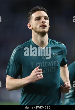 Porto, Portugal. 21st Feb, 2024. Declan Rice of Arsenal warms up before the UEFA Champions League match at the Estadio do Dragao, Porto. Picture credit should read: David Klein/Sportimage Credit: Sportimage Ltd/Alamy Live News Stock Photo