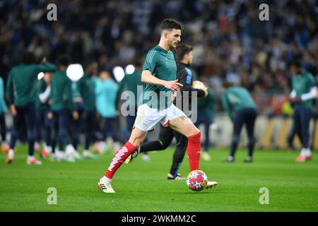 Porto, Portugal. 21st Feb, 2024. Dragao Stadium, Champions League 2023/2024, FC Porto versus Arsenal; Declan Rice of Arsenal, during warm up before the round of 16, First Leg the UEFA Champions League 2023/2024 match between Fc Porto and Arsenal at Dragao Stadium in Porto on February 21. Photo: Daniel Castro/DiaEsportivo/Alamy Live News Credit: DiaEsportivo/Alamy Live News Stock Photo