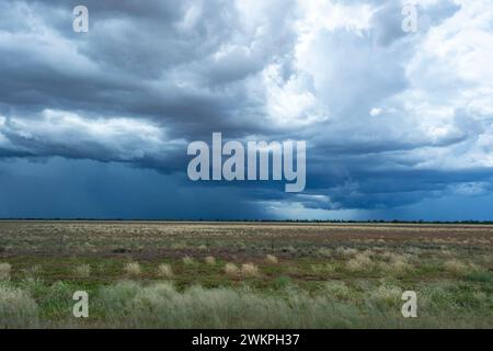 Stormy skies over the Australian Outback, near Cunnamulla, Queensland, QLD, Australia Stock Photo