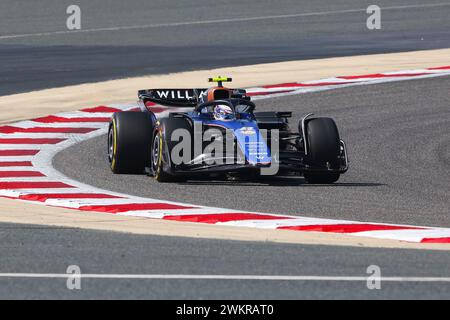 Sakhir, Bahrain. 22nd Feb, 2024. 02 SARGEANT Logan (usa), Williams Racing FW46, action during the Formula 1 Aramco pre-season testing 2024 of the 2024 FIA Formula One World Championship from February 21 to 23, 2024 on the Bahrain International Circuit, in Sakhir, Bahrain - Photo Antonin Vincent/DPPI Credit: DPPI Media/Alamy Live News Stock Photo