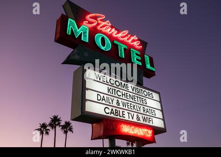 Neon Motel sign, Starlite Motel Mesa, Phoenix, Arizona, USA Stock Photo