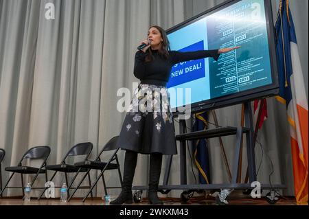 New York, New York, USA. 22nd Feb, 2024. (NEW) Rep. Alexandria Ocasio-Cortez Holds a Town Hall in Queens. February 22, 2024, New York, New York, USA: Rep. Alexandria Ocasio-Cortez delivers remarks at a Town Hall after five years of the Green New Deal at Astoria's PS 171Q on February 22, 2024 in the Queens borough of New York City. (Credit: M10s/TheNews2) (Foto: M10s/Thenews2/Zumapress) (Credit Image: © Ron Adar/TheNEWS2 via ZUMA Press Wire) EDITORIAL USAGE ONLY! Not for Commercial USAGE! Stock Photo