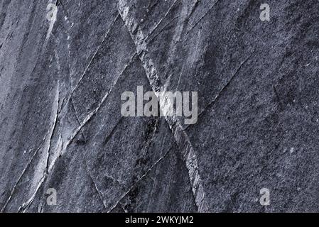 view of rock face with dyke features on granite Squamish Chief Stock Photo
