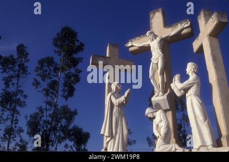 4065831 FATIMA-ALJUSTREL, Via Crucis. Alljustres is the birthplace of little brothers Francisco and Jacinta Marto that with their cousin Lucia dos Santos, on May 13, 1917 and for some time after, had apparitions of the Virgin Mary at Cova da Iria, near Fatima (Portugal); (add.info.: FATIMA-ALJUSTREL, Via Crucis. Alljustres is the birthplace of little brothers Francisco and Jacinta Marto that with their cousin Lucia dos Santos, on May 13, 1917 and for some time after, had apparitions of the Virgin Mary at Cova da Iria, near Fatima (Portugal)  FATIMA-ALJUSTREL, Via Crucis. Aljustrel è il paese n Stock Photo