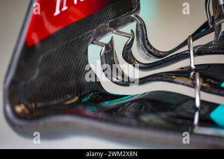 Sakhir, Bahrain. 22nd Feb, 2024. Mercedes AMG F1 Team W15, mechanical detail, front wing during the Formula 1 Aramco pre-season testing 2024 of the 2024 FIA Formula One World Championship from February 21 to 23, 2024 on the Bahrain International Circuit, in Sakhir, Bahrain - Photo Florent Gooden/DPPI F1 Pre-season Testing in Bahrain at Bahrain International Circuit on February 22, 2024 in Sakhir, Bahrain. (Photo by HOCH ZWEI) Credit: dpa/Alamy Live News Stock Photo
