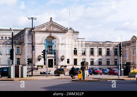 The south wing of the Civic Centre containing mostly council offices. Cicic Centre, Southampton, Hampshire, England, United Kingdom, UK, Europe Stock Photo