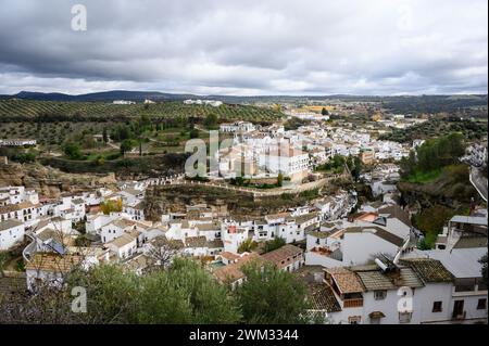 Panoramic view of the pretty white village of Setenil de las Bodegas in Cadiz, Spain. Stock Photo