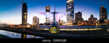 Aerial photograph of Milwaukee Art Museum on a pleasant winter evening. Stock Photo