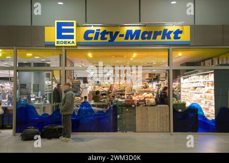 Edeka Supermarkt Filiale City-Markt, Bahnhof Friedrichstraße, Mitte ...