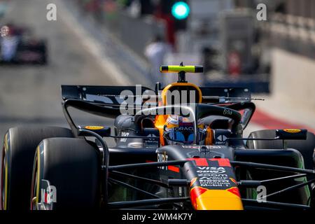 Sakhir, Bahrain, February 23, Sergio Perez, from Mexico competes for Red Bull Racing. Winter Testing, the winter testing of the 2024 Formula 1 championship. Credit: Michael Potts/Alamy Live News Stock Photo