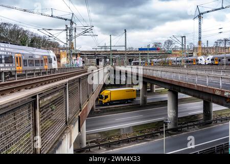 Railroad bridges at the Duisburg-Kaiserberg interchange, complete reconstruction and new construction of the A3 and A40 interchange, all bridges, ramp Stock Photo