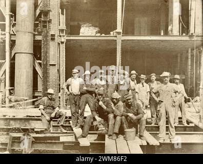 Building Construction History, Architecture History, Building Construction about 1900 Stock Photo