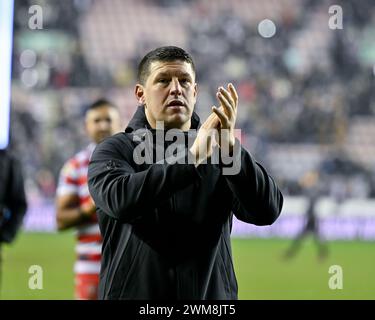 Matt Peet Head Coach of Wigan Warriors celebrates the full time result, during the 2024 World Club Challenge match Wigan Warriors vs Penrith Panthers at DW Stadium, Wigan, United Kingdom, 24th February 2024  (Photo by Cody Froggatt/News Images) Stock Photo