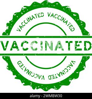 Grunge green vaccinated word round rubber seal stamp on white background Stock Vector