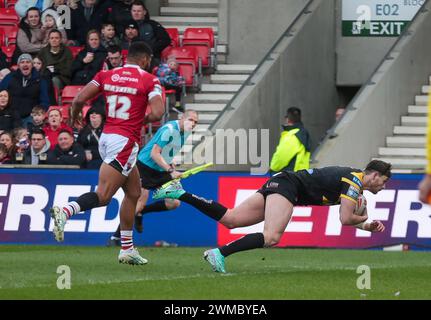 Manchester, UK. 25th Feb, 2024. Try Castleford *** during the Super League match between Salford Red Devils and Castleford at AJ Bell Stadium, Manchester, UK on 25 February 2024. Photo by Simon Hall. Editorial use only, license required for commercial use. No use in betting, games or a single club/league/player publications. Credit: UK Sports Pics Ltd/Alamy Live News Stock Photo